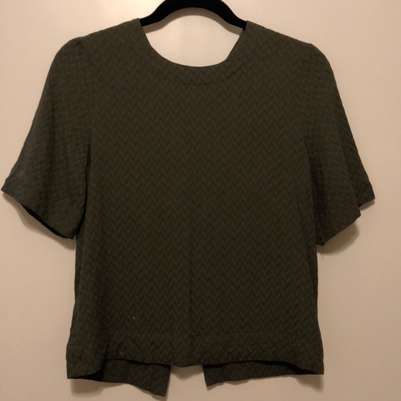 AMAZING olive green top - Picture 3 of 5
